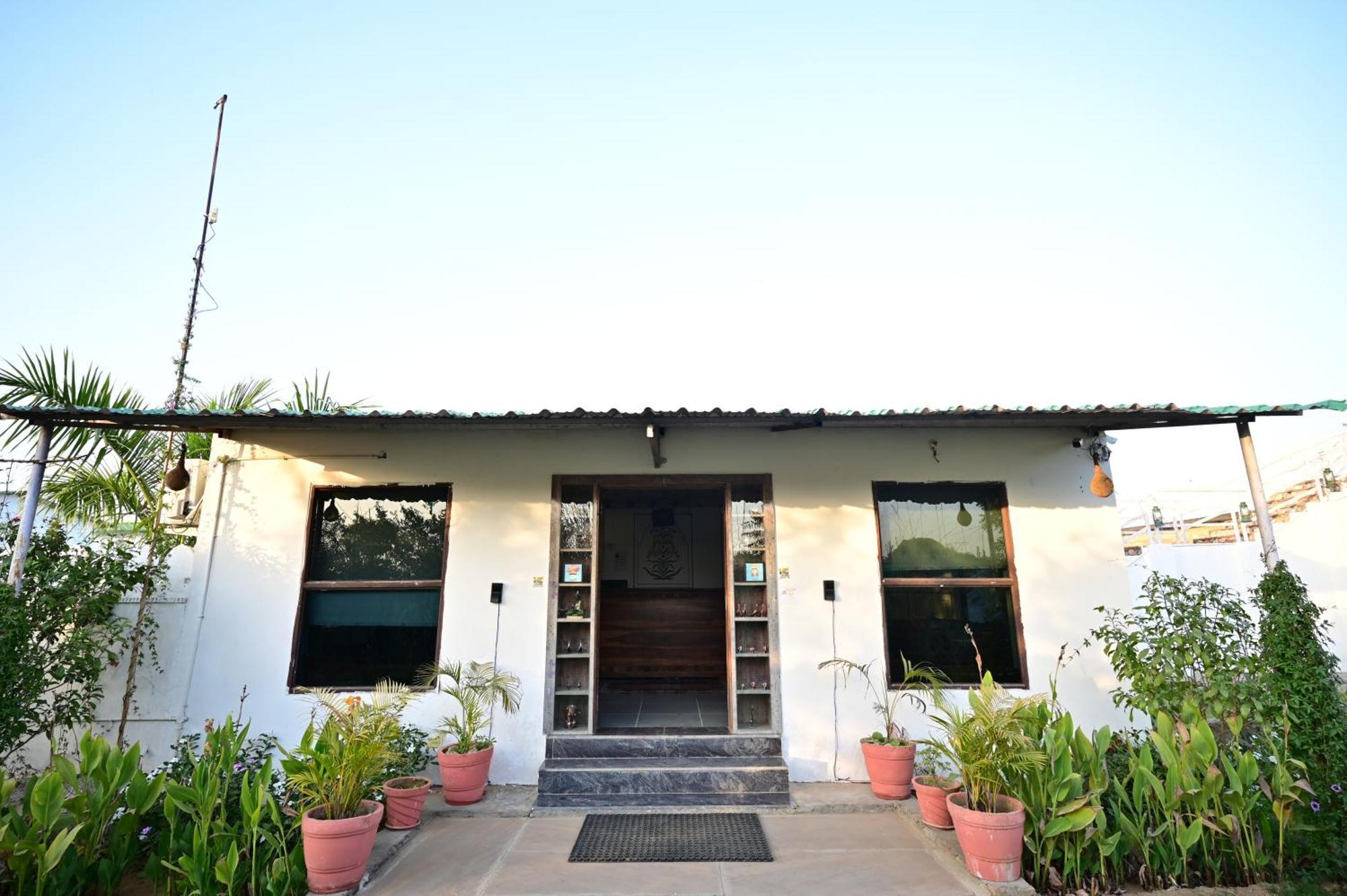 The Castle Crown - Hem Vilas Resort Ranthambhore Sawai Madhopur Bagian luar foto