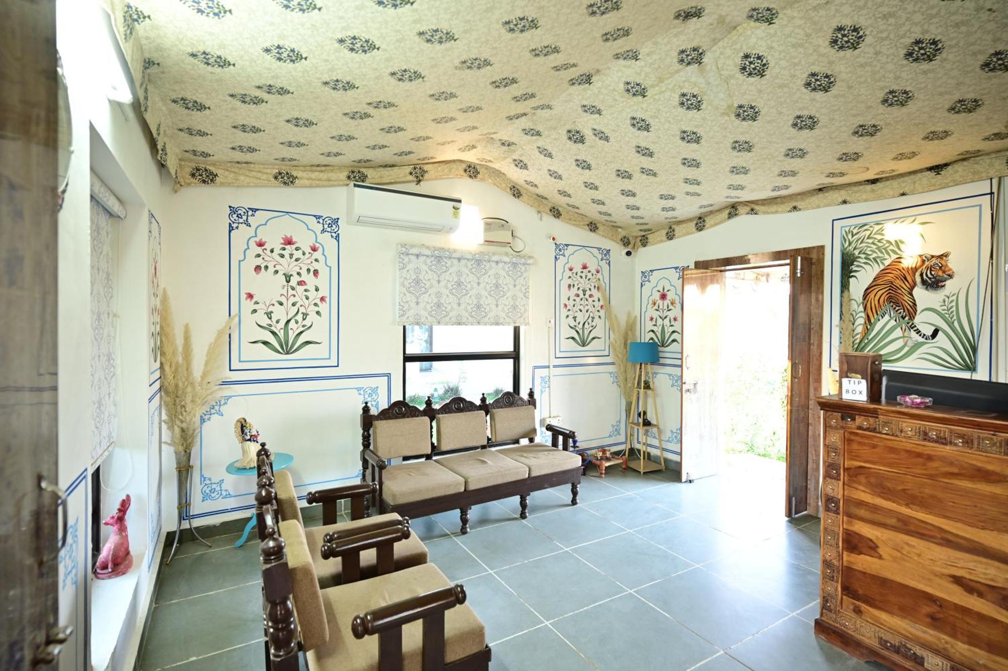 The Castle Crown - Hem Vilas Resort Ranthambhore Sawai Madhopur Bagian luar foto