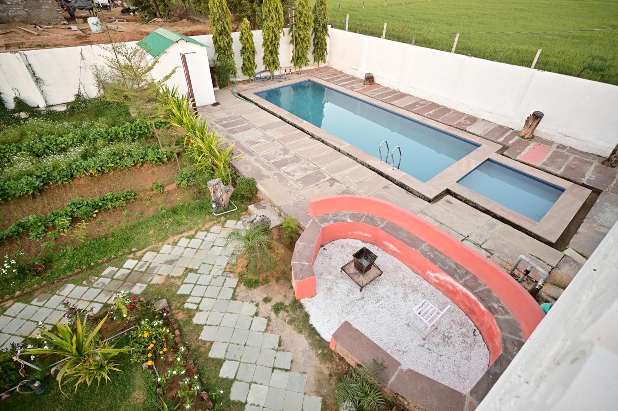 The Castle Crown - Hem Vilas Resort Ranthambhore Sawai Madhopur Bagian luar foto
